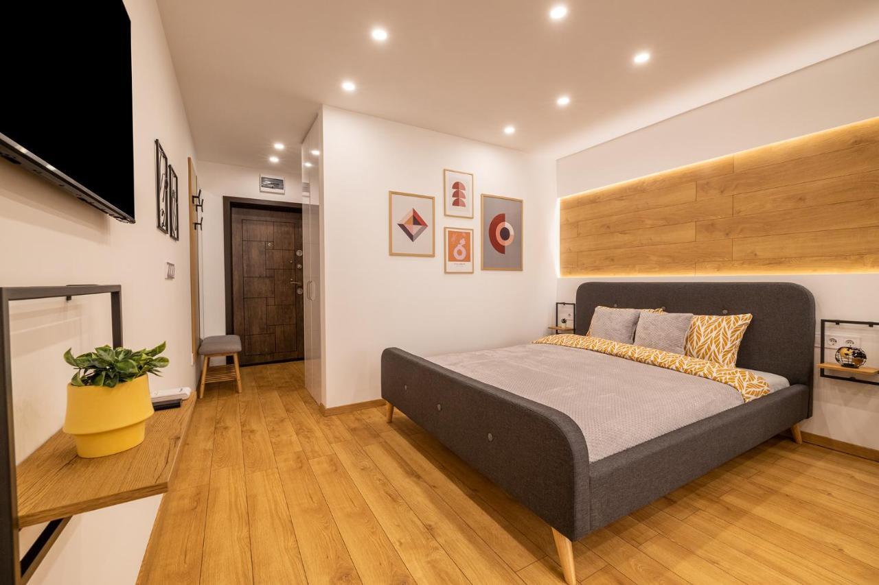 Luxury Studio Living High-End Amenities And Great Location By Flat Mаnager София Екстериор снимка